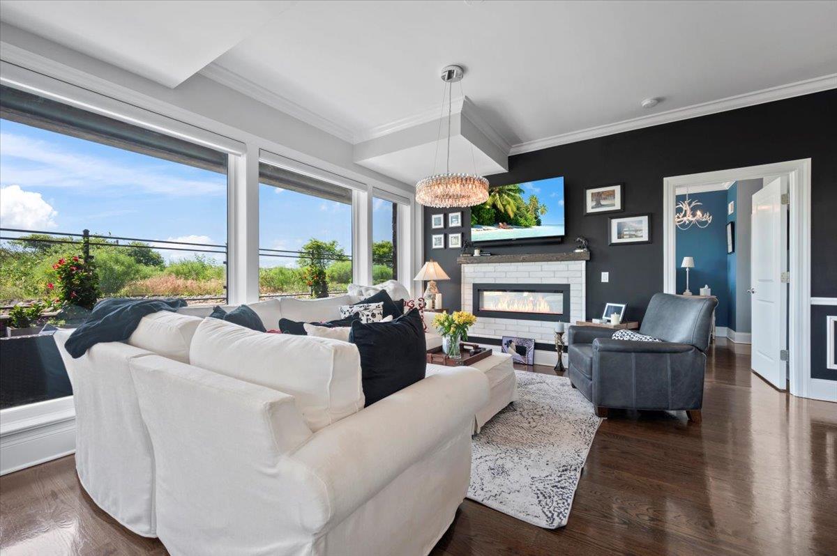 18 Rivers Edge Drive 102