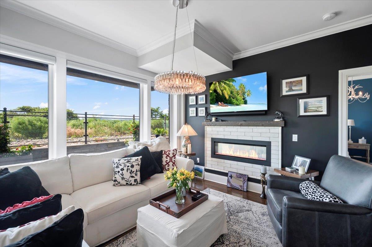 18 Rivers Edge Drive 102