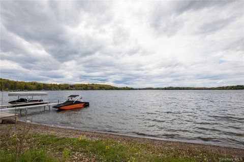 Tiny photo for 1 Van Buren Drive, Hillsdale, NY 12516 (MLS # 1002049)