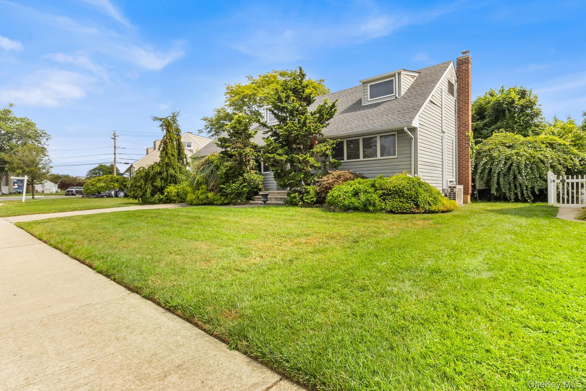 2075 Alan Drive