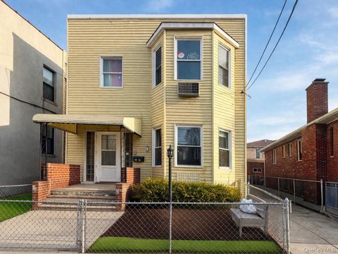 Photo of 21-51 48th Street, Astoria, NY 11105 (MLS # 980054)