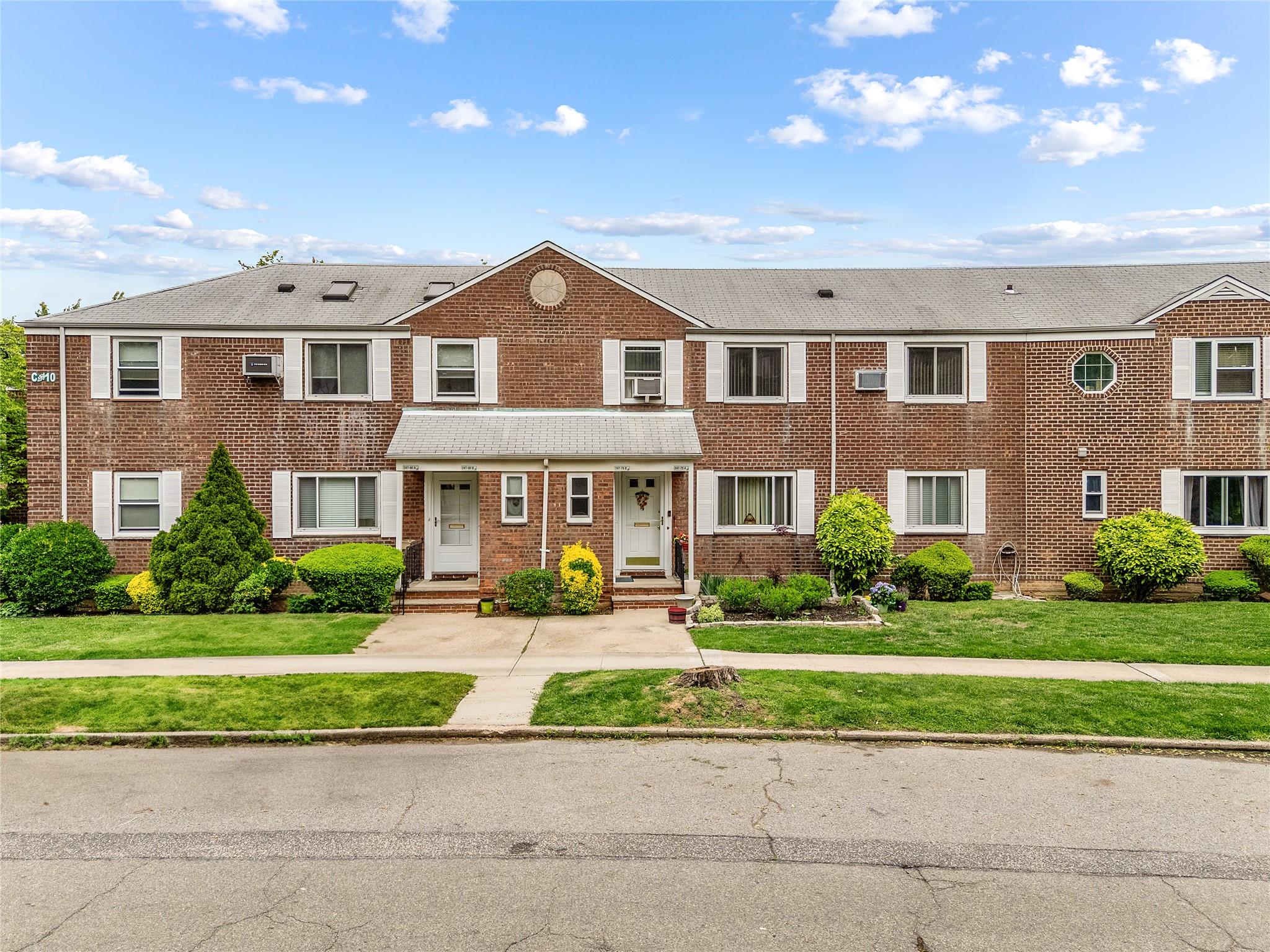 247- 78 77th Crescent #B, Bellerose, New York image 2