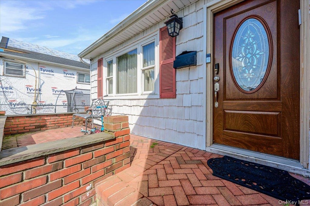 Photo of 30 Cheshire Road, Inwood, NY 11096 (MLS # 1033735)