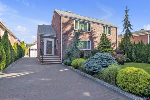 15421 Bayside Avenue Flushing NY 11354