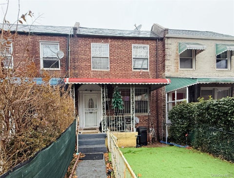 Homes For Sale - 1159 Grenada Place<br/> Bronx, NY 10466
