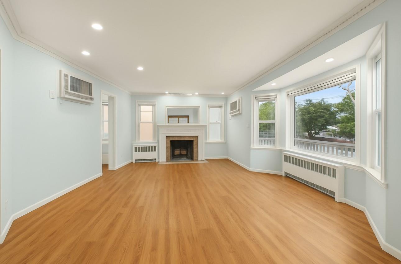 56 W Beech Street, Long Beach, New York image 3