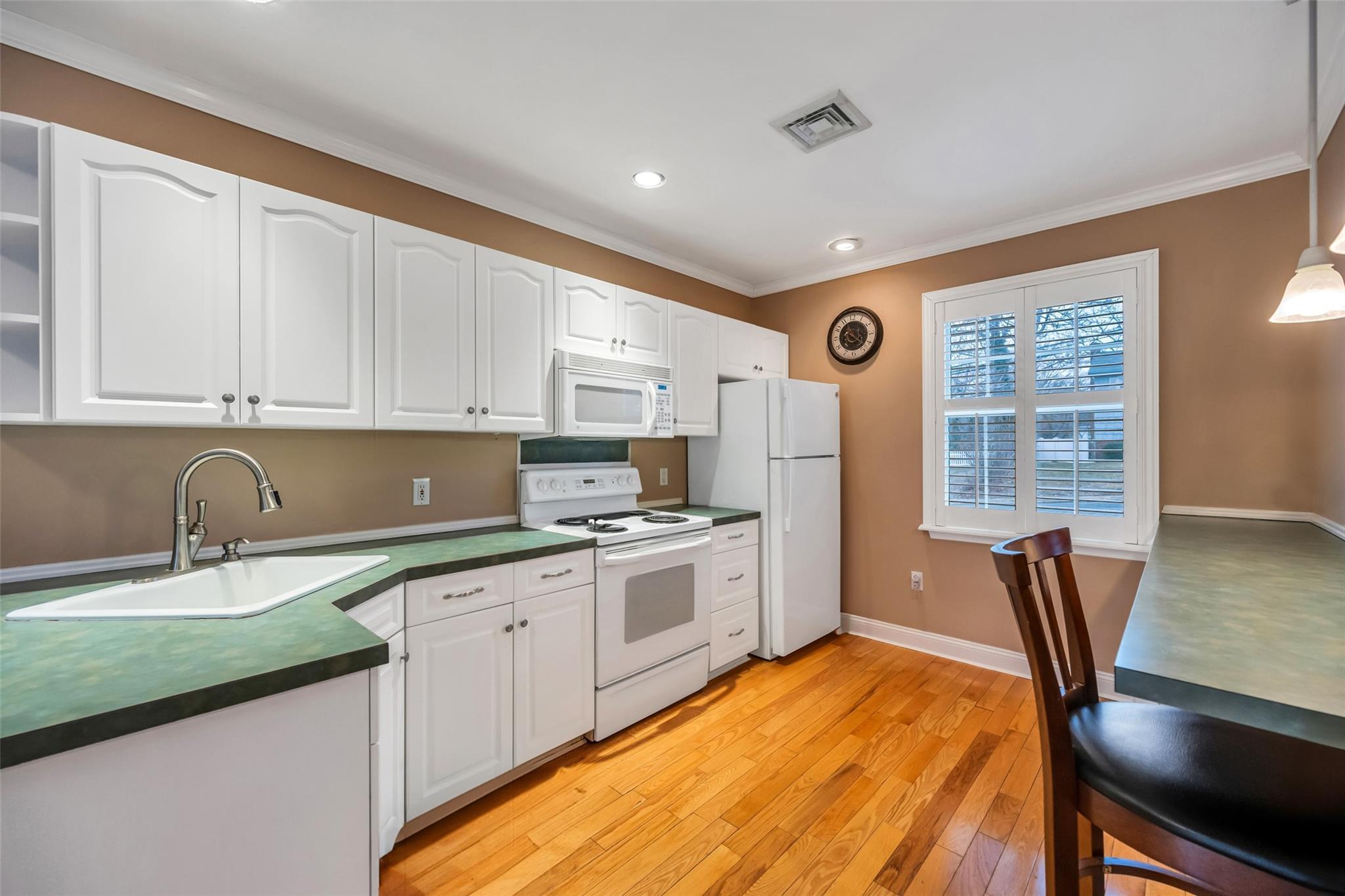 3 SW Soundway Drive, Rocky Point, New York image 36