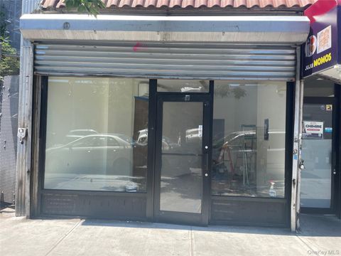 Photo of 39-30B 61 Street, Woodside, NY 11377 (MLS # 1020854)