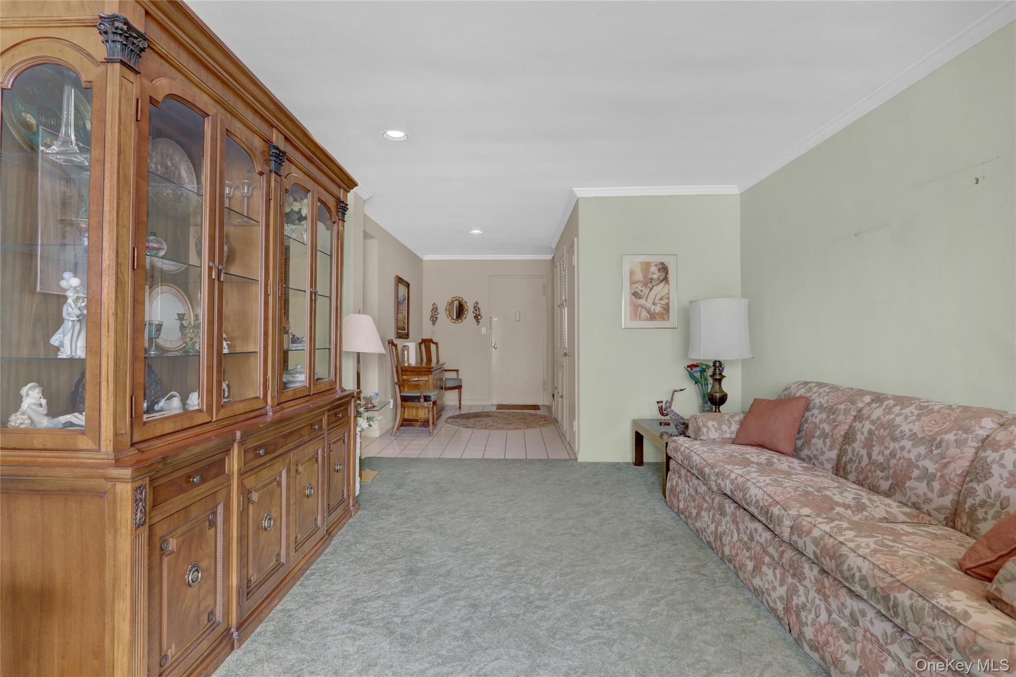 Rockville Centre, New York 11570, United States, 3 Bedrooms Bedrooms, ,2 BathroomsBathrooms,Residential,Active,142598