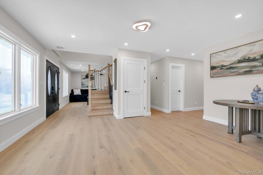 Photo of 22 Miller Circle, Hicksville, NY 11801 (MLS # 1052642)