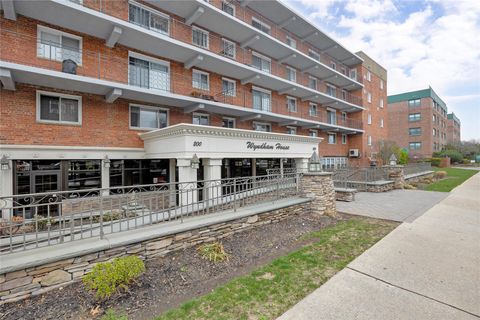 200 Atlantic Avenue Unit 226, Lynbrook, NY 11563 - MLS#: 841338