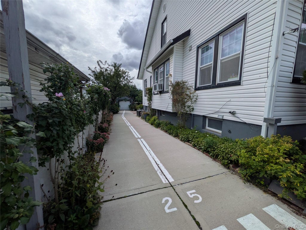 Photo of 88-38 197th Street, Hollis, NY 11423 (MLS # 1055128)