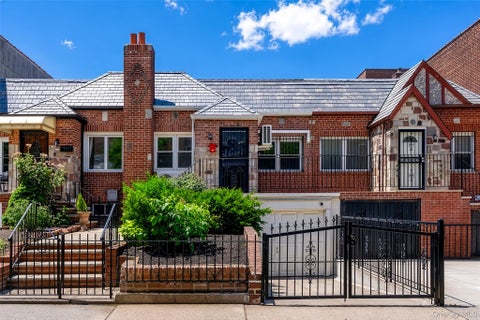 Homes For Sale - 3114 48th Street<br/> Astoria, NY 11103