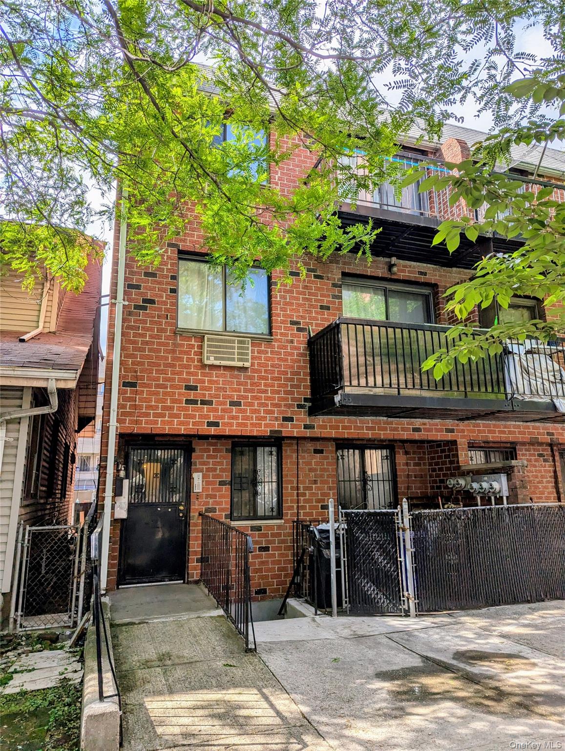 132-47 Pople Avenue