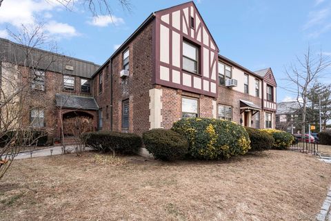 Condo For Sale - 77-15 Ditmars Boulevard #B2<br/> Astoria, NY 11370