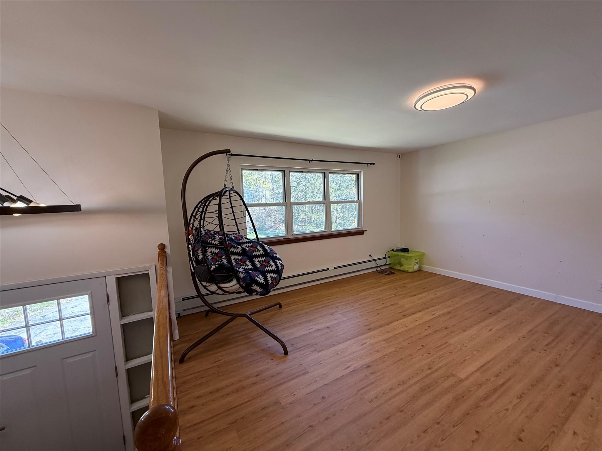 7 Steven Court, Poughkeepsie, New York image 3