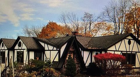 4 Lambros Drive Monroe NY 10950