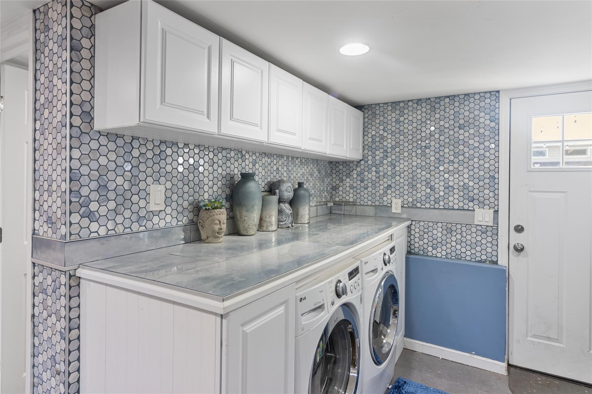 22 Martha Street, Freeport, New York image 10