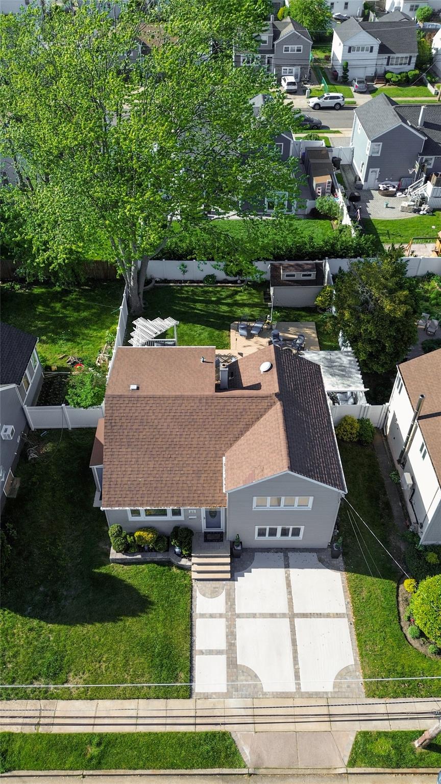 22 Martha Street, Freeport, New York image 25