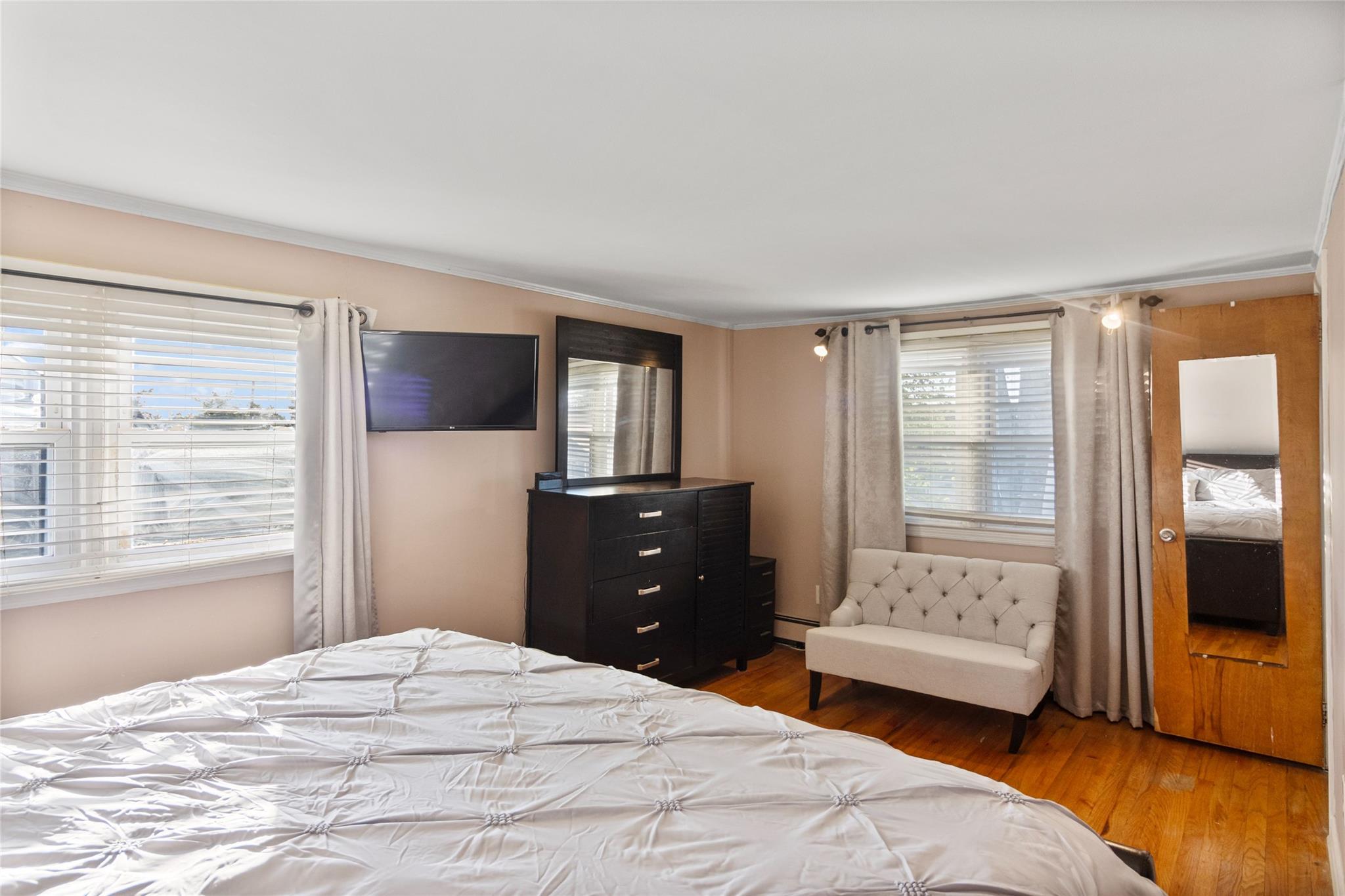 22 Martha Street, Freeport, New York image 19