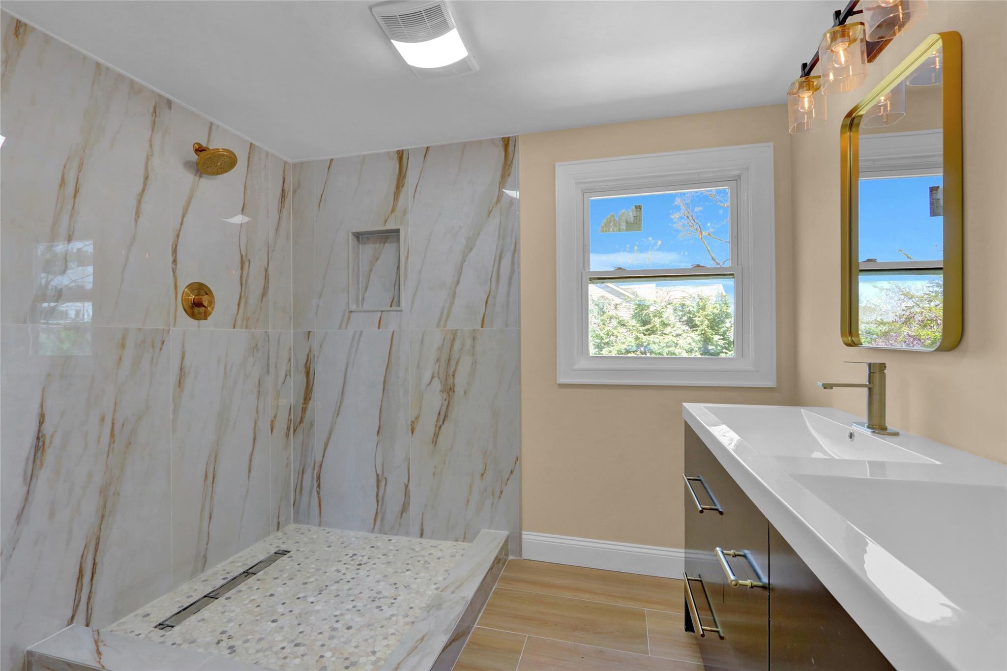 145 Reiss Avenue, Massapequa Park, New York image 16