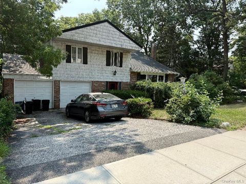 Homes For Sale - 39 Willow Street<br/> Selden, NY 11784
