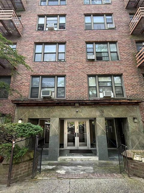136-30 Sanford Avenue 6D Flushing NY 11355