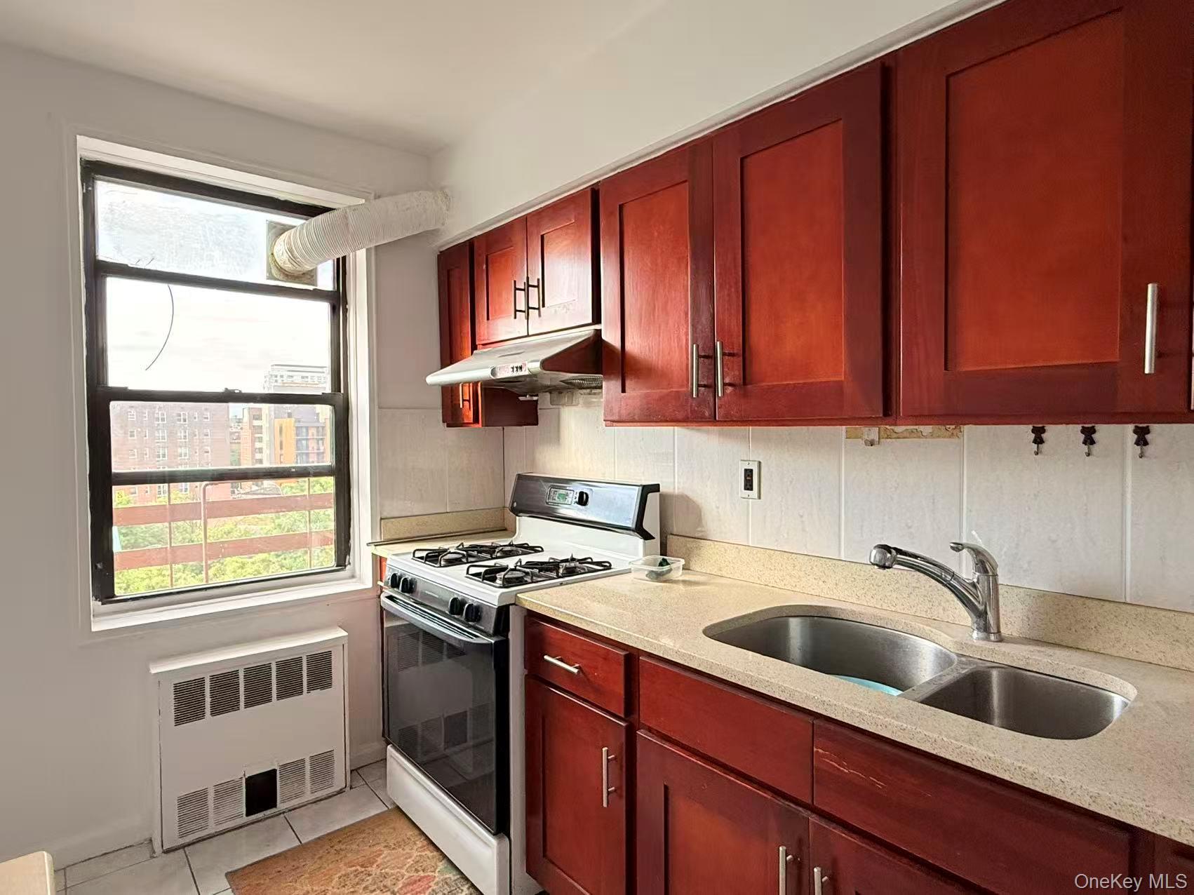 136-30 Sanford Avenue 6D