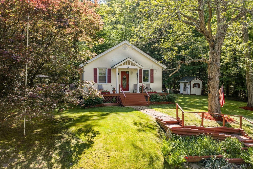 Photo of 370 Starlight Road, Monticello, NY 12701 (MLS # 1042561)