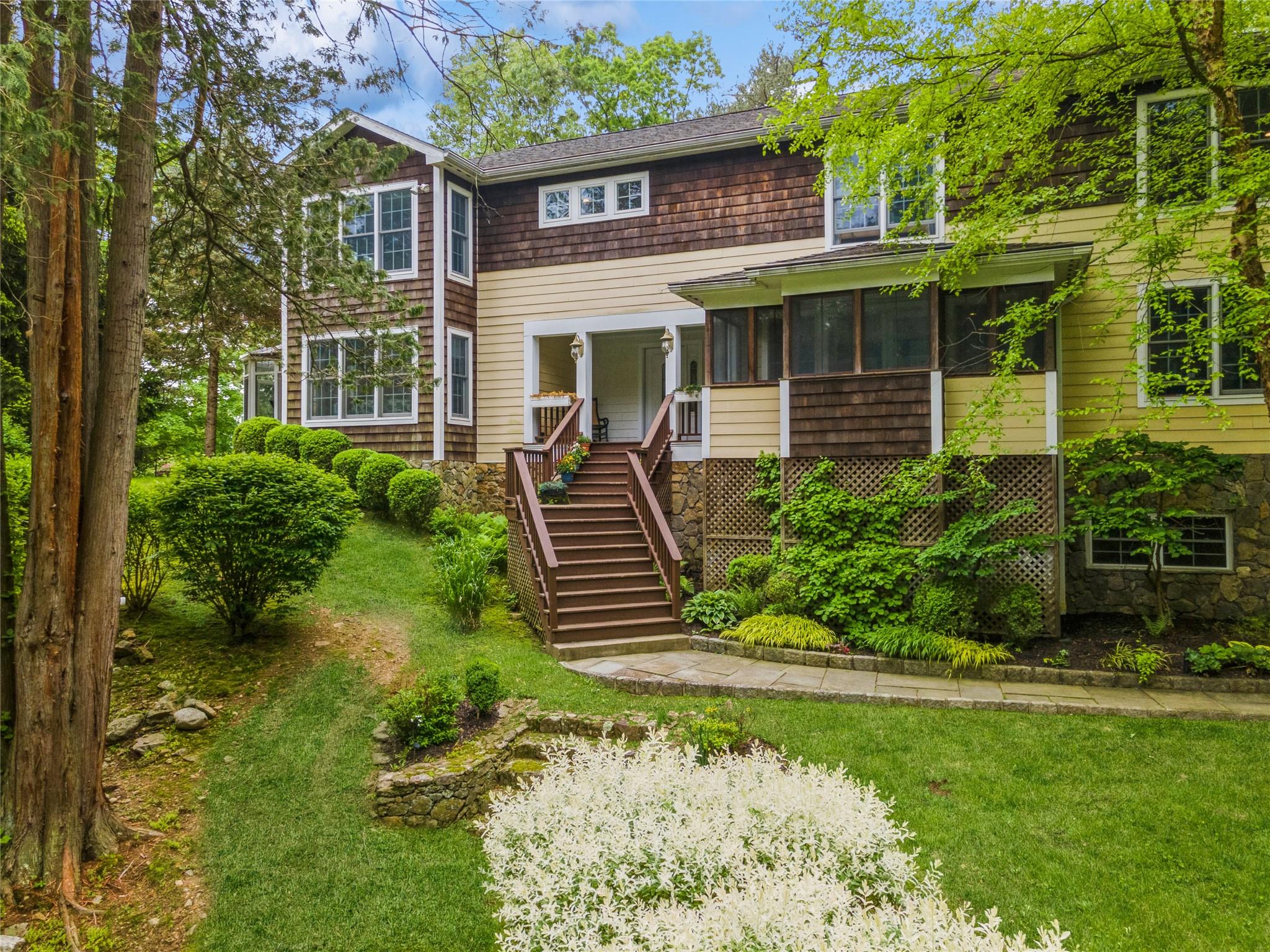 125 Hawkes Avenue, Ossining, New York image 1