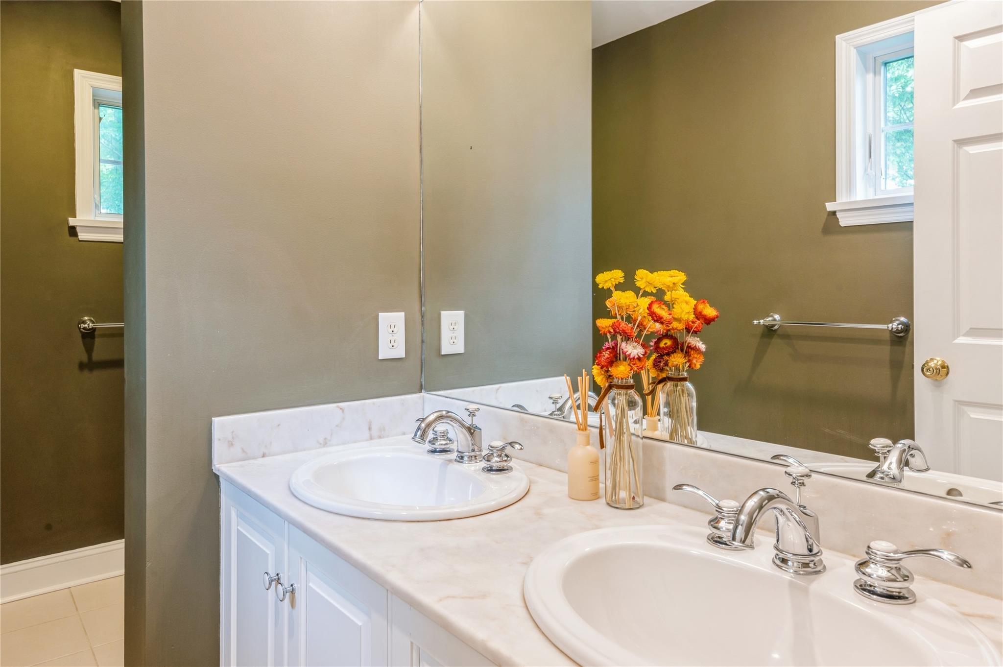 125 Hawkes Avenue, Ossining, New York image 26