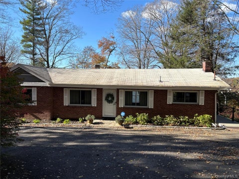 Homes For Rent - 57 Truesdale Lake Drive<br/> South Salem, NY 10590