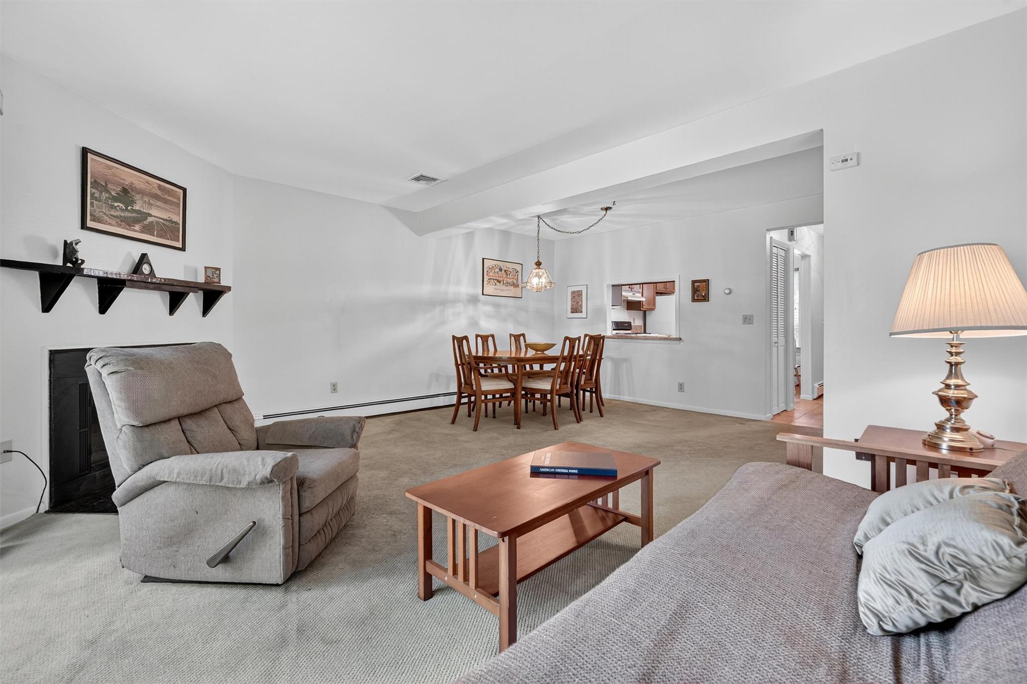 Cortlandt Manor, New York 10567, United States, 2 Bedrooms Bedrooms, ,2 BathroomsBathrooms,Residential,Active,168261