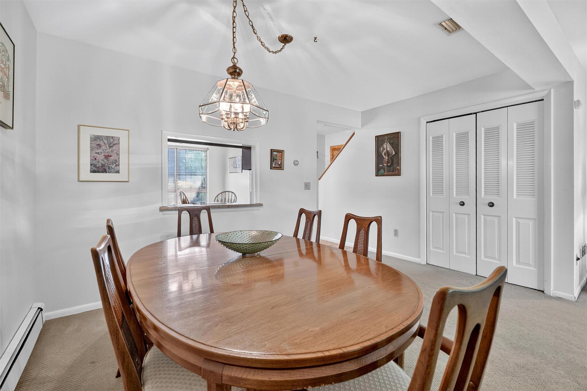 Cortlandt Manor, New York 10567, United States, 2 Bedrooms Bedrooms, ,2 BathroomsBathrooms,Residential,Active,168261