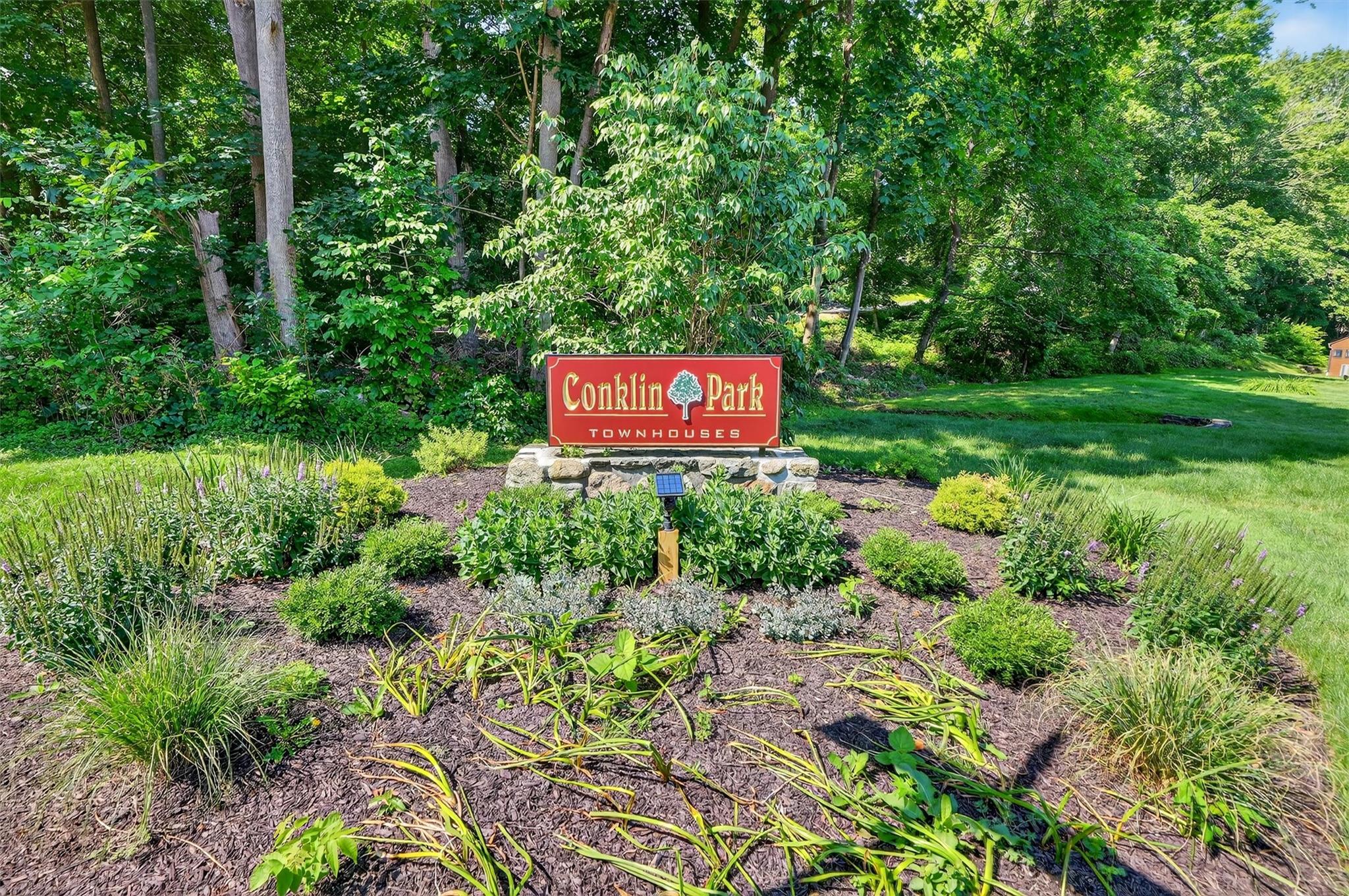 Cortlandt Manor, New York 10567, United States, 2 Bedrooms Bedrooms, ,2 BathroomsBathrooms,Residential,Active,168261