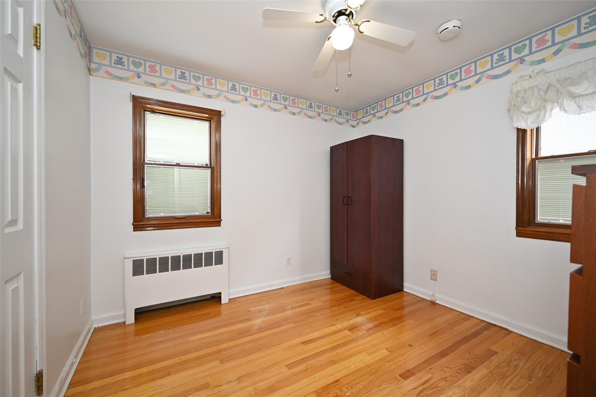 518 Terrace Boulevard, New Hyde Park, New York image 11