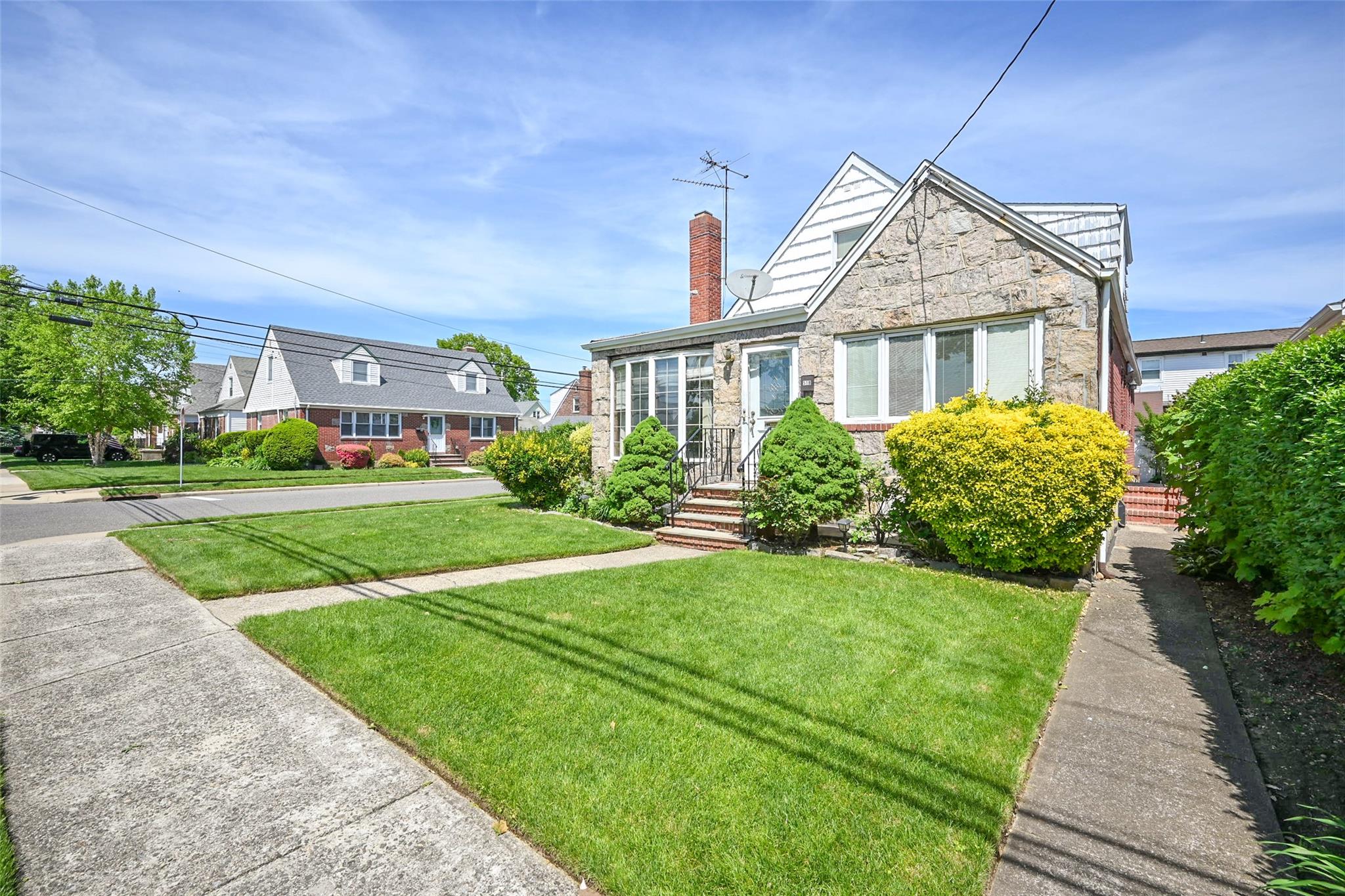 518 Terrace Boulevard, New Hyde Park, New York image 19