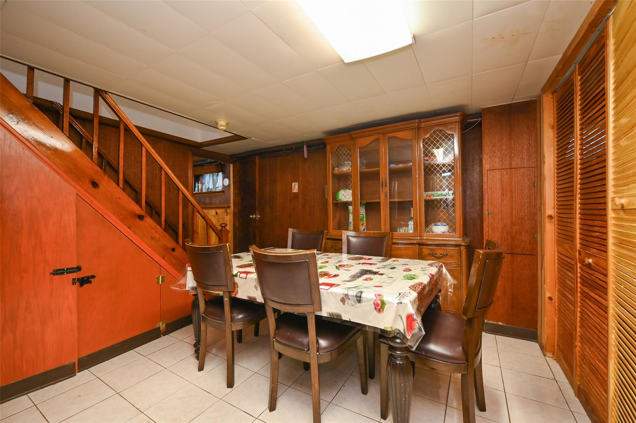 518 Terrace Boulevard, New Hyde Park, New York image 13