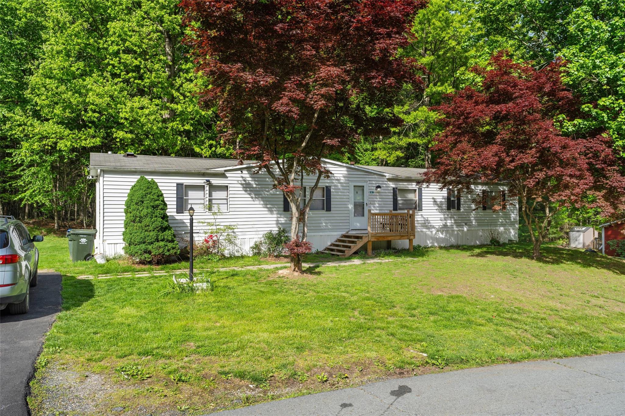 26 Redwood Street, Bloomingburg, New York image 2