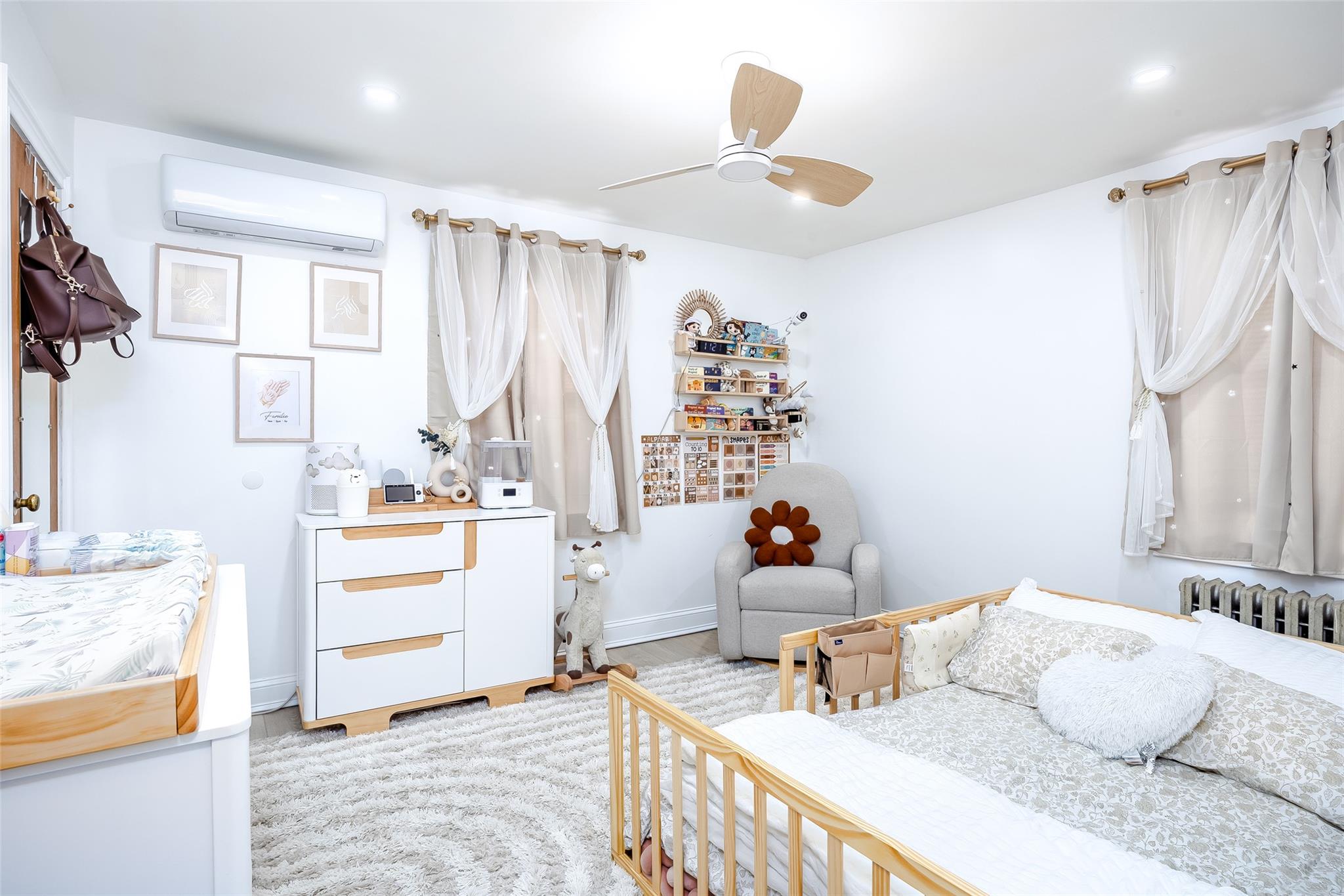 305 Bryant Avenue, Floral Park, New York image 28