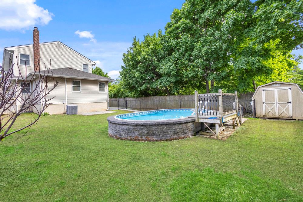 13 Irving Court, Hicksville, New York image 32