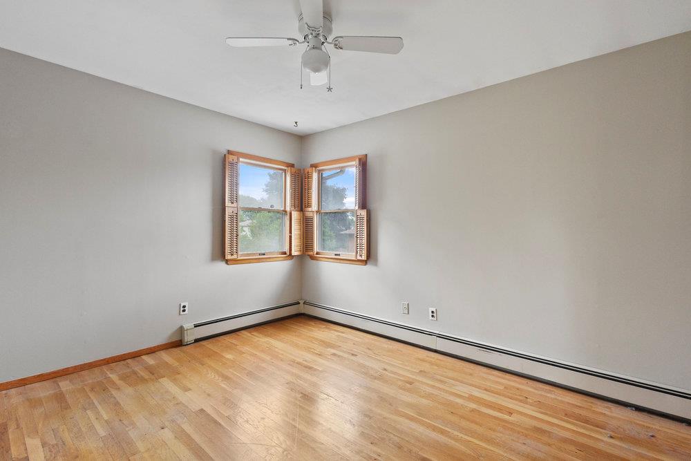 13 Irving Court, Hicksville, New York image 26
