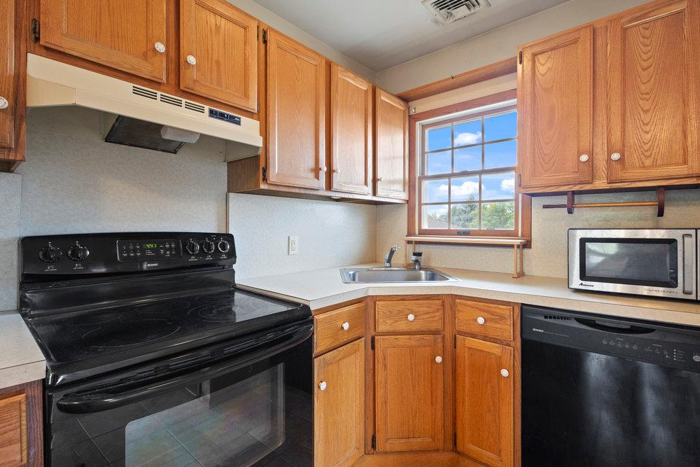 13 Irving Court, Hicksville, New York image 19
