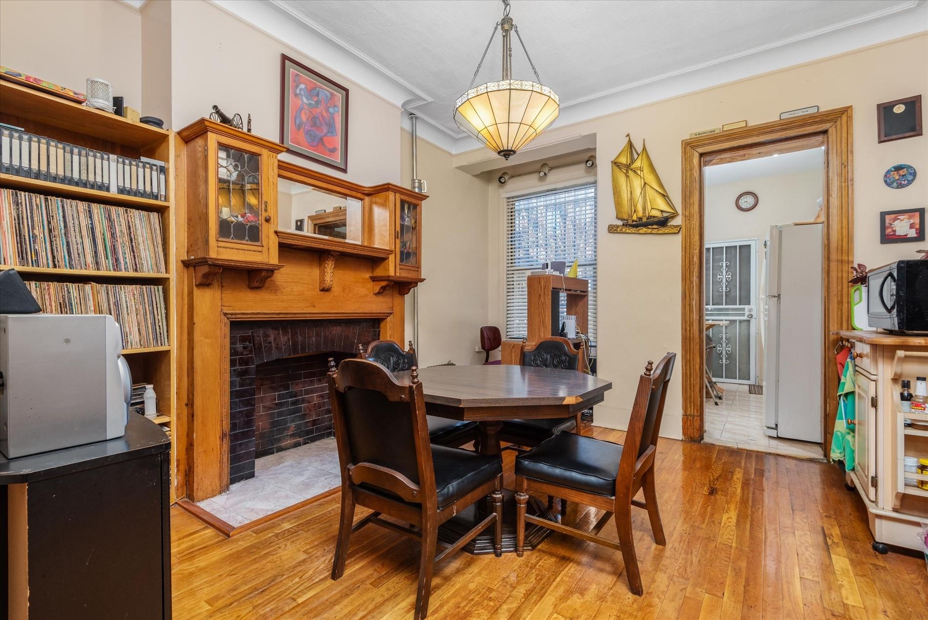 396 Lafayette Avenue