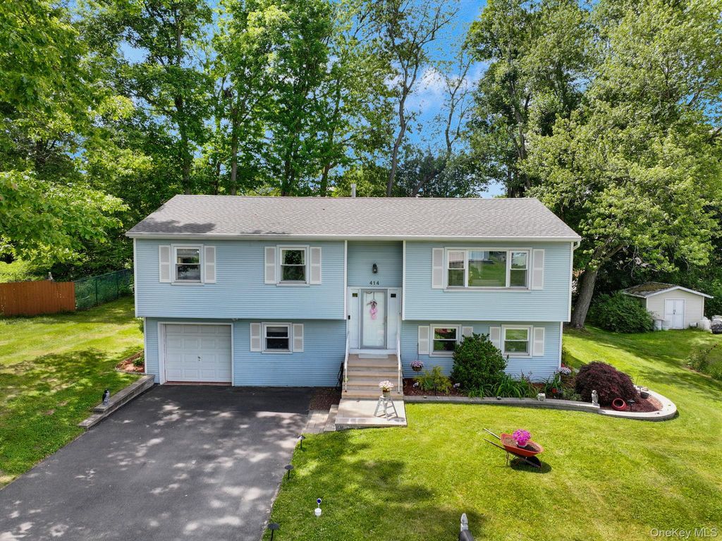 Photo of 414 Philo Street, New Windsor, NY 12553 (MLS # 1027390)