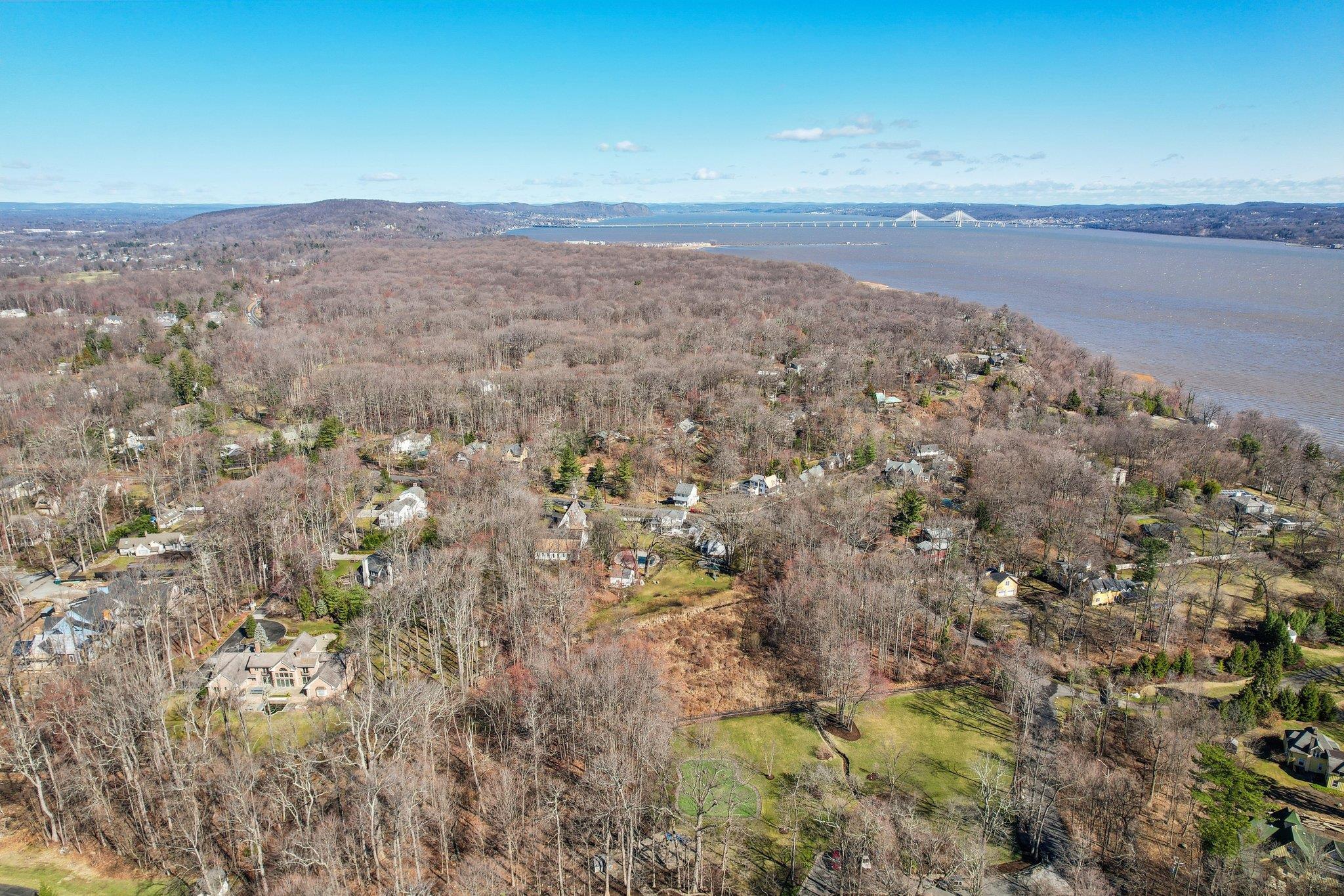 28 Ludlow Lane, Palisades, New York image 5