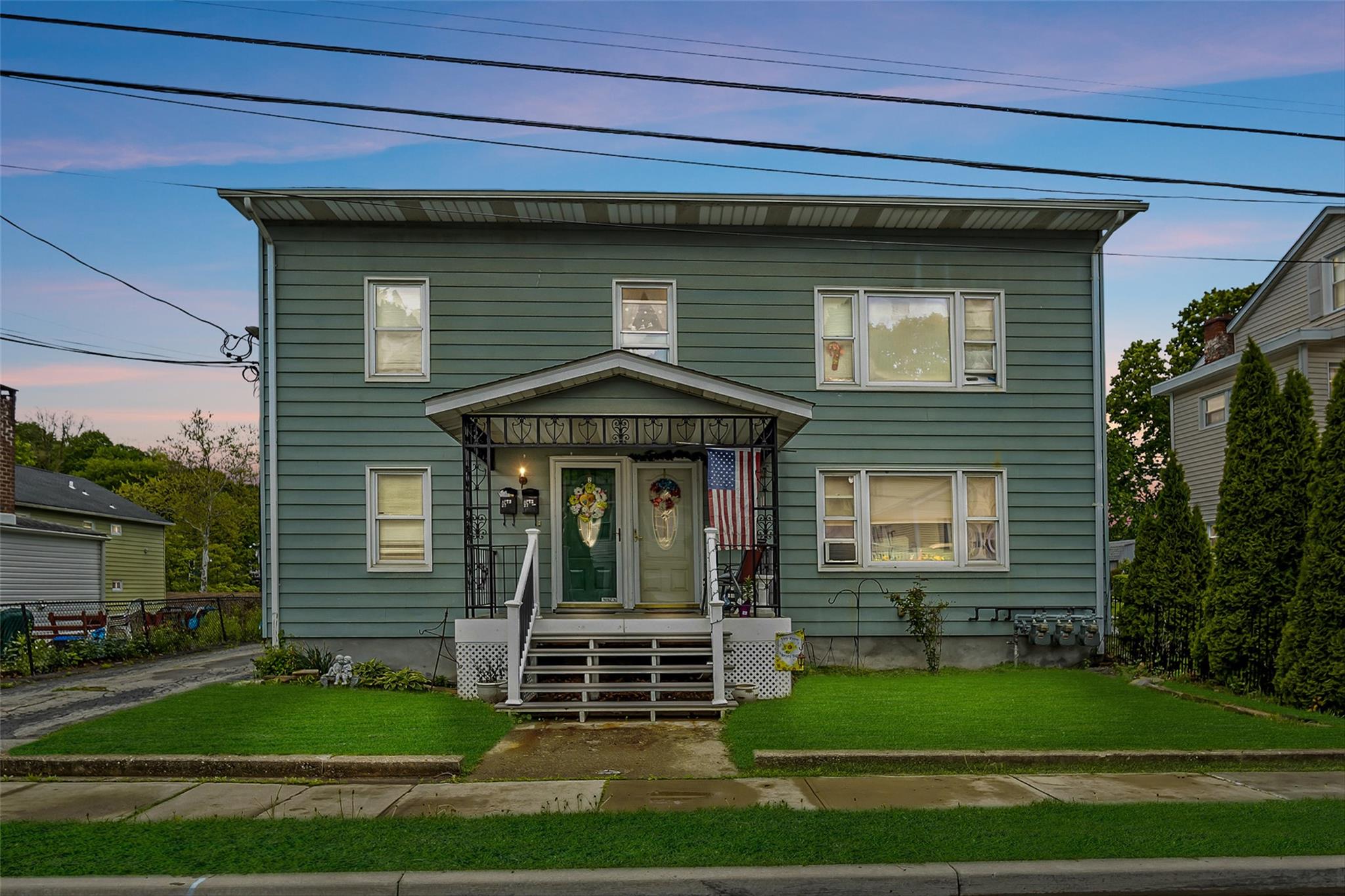 Mill Street, Wappingers Falls, New York - 5 Bedrooms  
3 Bathrooms - 