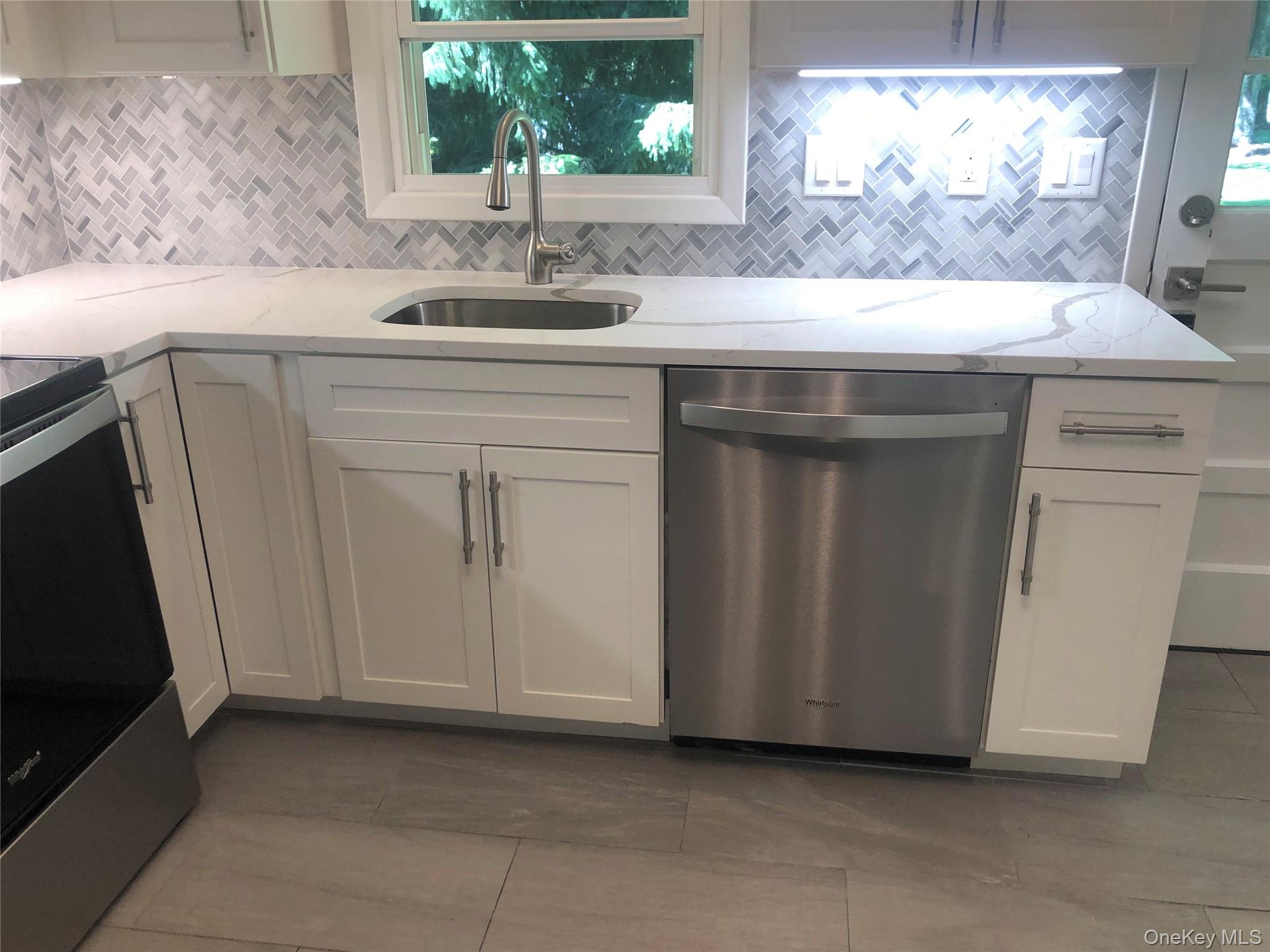 3213 S Shelley Street