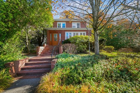 90 Rosedale Avenue Hastings-on-Hudson NY 10706