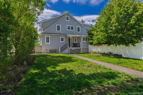 Multifamily For Sale - 400 Roosevelt Avenue<br/> Freeport, NY 11520